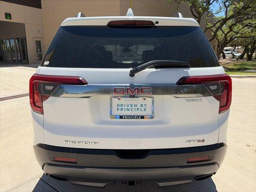 2021 GMC Acadia AWD AT4