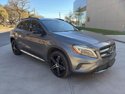 2017 Mercedes-Benz GLA 250 Base