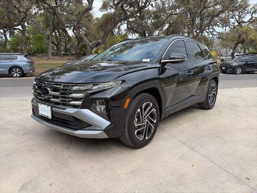 Phantom Black 2025 Hyundai TUCSON Limited