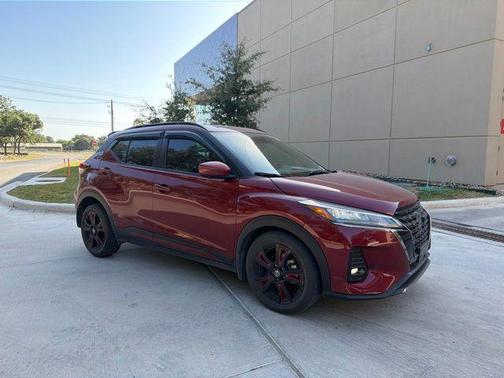 Scarlet Ember Tintcoat 2021 Nissan Kicks SR