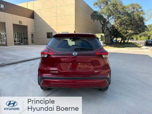 Scarlet Ember Tintcoat 2021 Nissan Kicks SR