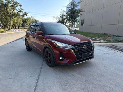 Scarlet Ember Tintcoat 2021 Nissan Kicks SR