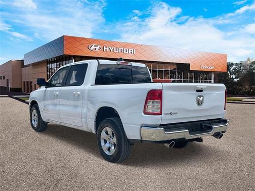 Bright White Clearcoat 2022 RAM 1500 Big Horn/Lone Star
