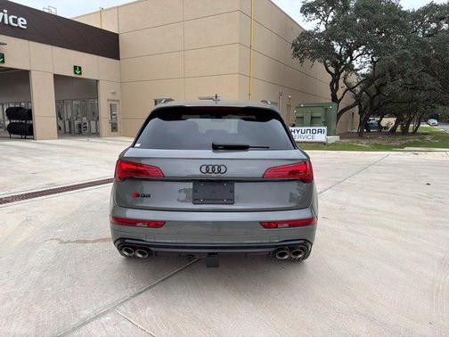 Chronos Gray Metallic 2025 Audi SQ5 3.0T Premium Plus