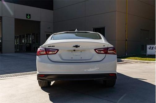 2023 Chevrolet Malibu FWD 2LT