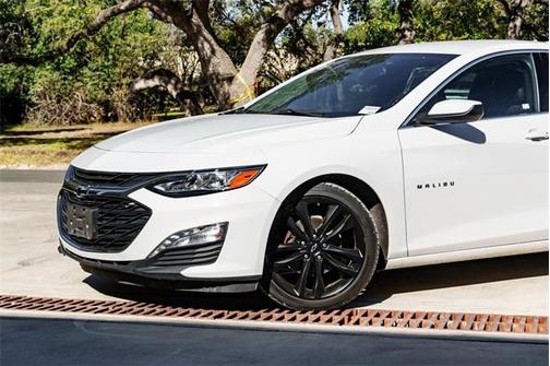 2023 Chevrolet Malibu FWD 2LT