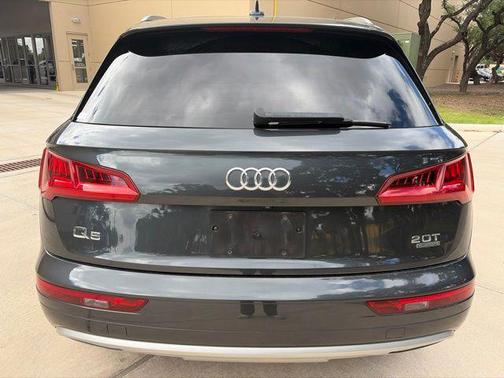Gray Metallic 2018 Audi Q5 2.0T