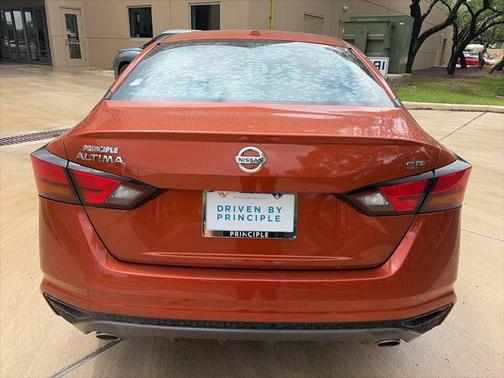 Sunset Drift Chromaflair 2019 Nissan Altima 2.5 SR