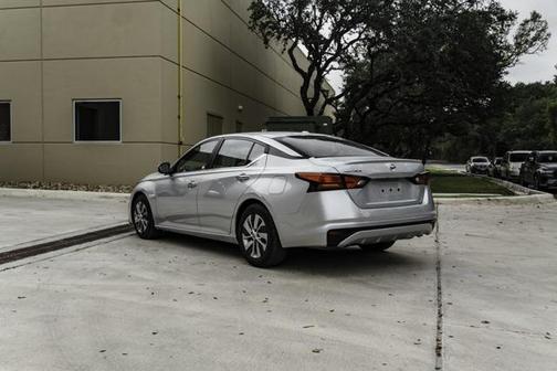 2020 Nissan Altima S FWD