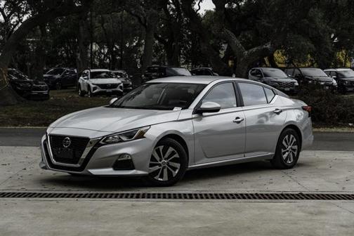 2020 Nissan Altima S FWD