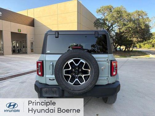 Cactus Gray 2024 Ford Bronco Outer Banks