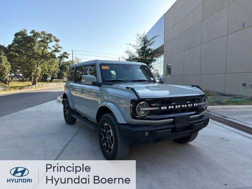 Cactus Gray 2024 Ford Bronco Outer Banks