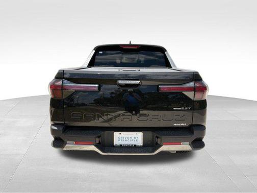 Phantom Black 2025 Hyundai SANTA CRUZ Limited