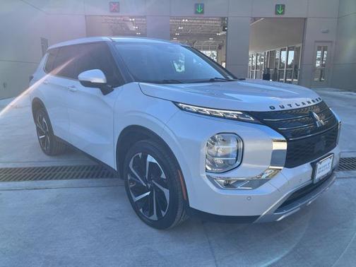 2023 Mitsubishi Outlander SE 2.5 2WD