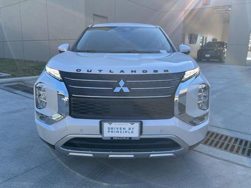 2023 Mitsubishi Outlander SE 2.5 2WD