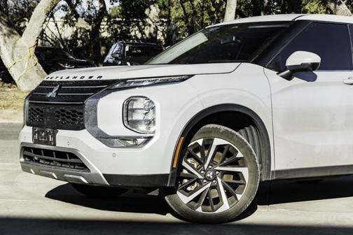 2023 Mitsubishi Outlander SE 2.5 2WD