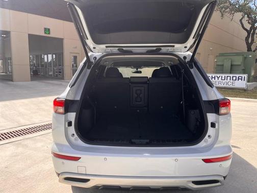 2023 Mitsubishi Outlander SE 2.5 2WD