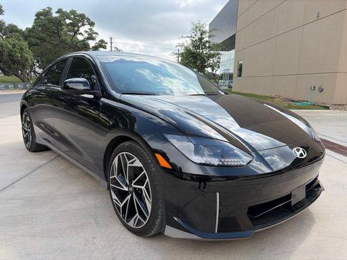 Onyx Black 2024 Hyundai IONIQ 6 SEL