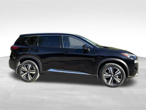 Super Black 2023 Nissan Rogue Platinum