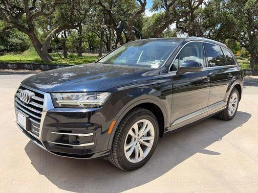 Black 2017 Audi Q7 3.0T Premium