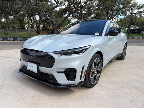 Space White Metallic 2023 Ford Mustang Mach-E GT