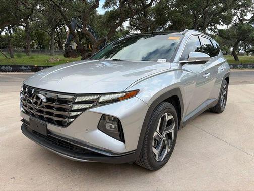 Shimmering Silver 2024 Hyundai TUCSON Limited