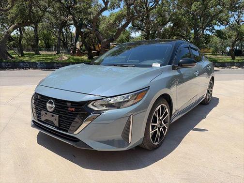 Atlantic Gray Metallic/Super Black 2025 Nissan Sentra SR