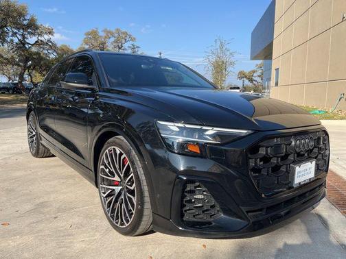 2024 Audi SQ8 4.0T Premium Plus