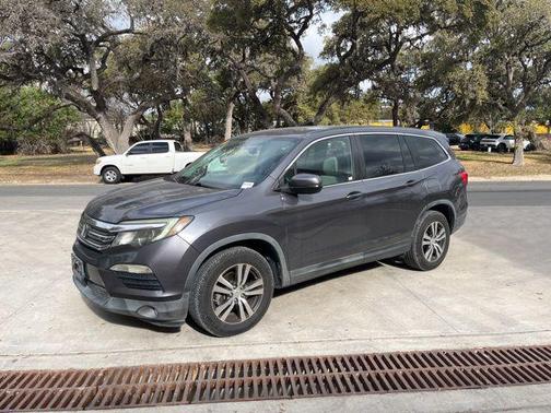 2017 Honda Pilot EX