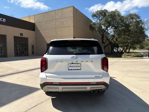 Hyper White 2024 Hyundai PALISADE SEL