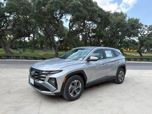 Shimmering Silver 2026 Hyundai TUCSON Hybrid SE
