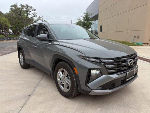 Hampton Gray 2025 Hyundai TUCSON SE