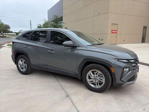 Hampton Gray 2025 Hyundai TUCSON SE