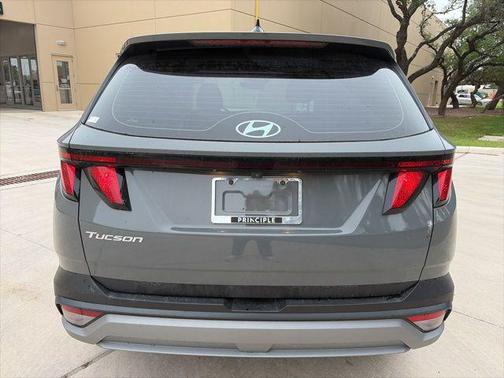 Hampton Gray 2025 Hyundai TUCSON SE