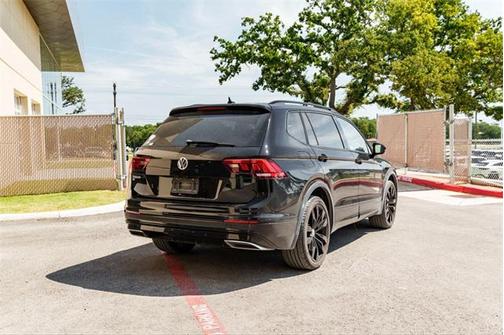 2021 Volkswagen Tiguan 2.0T SE R-Line Black
