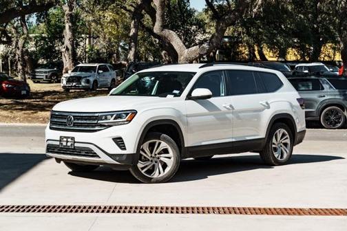 2022 Volkswagen Atlas 3.6L SE w/Technology