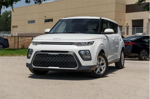 2022 Kia Soul LX
