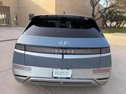 2024 Hyundai IONIQ 5 Limited