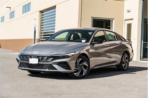 2025 Hyundai ELANTRA Sport