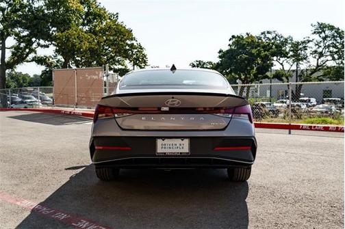 2025 Hyundai ELANTRA Sport