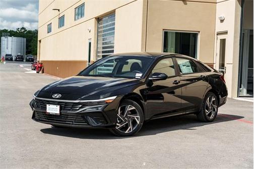 2025 Hyundai ELANTRA Sport