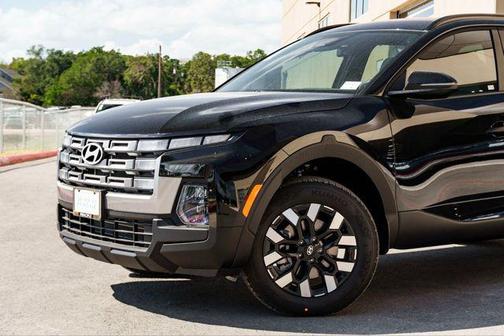 Phantom Black 2026 Hyundai SANTA CRUZ SEL