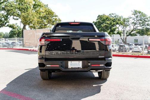 Phantom Black 2026 Hyundai SANTA CRUZ SEL