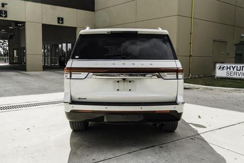 2022 Lincoln Navigator Reserve