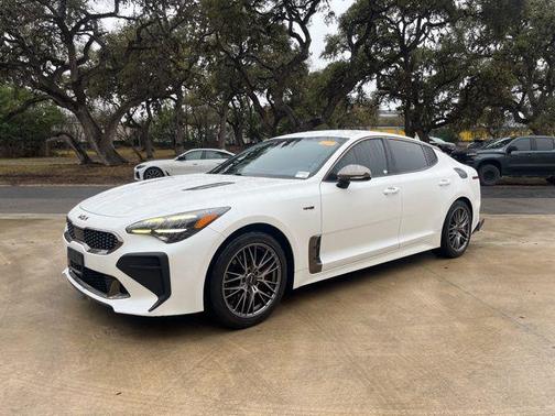 2022 Kia Stinger GT-Line