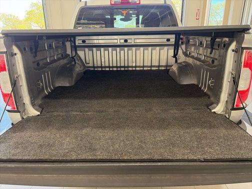 Quicksilver Metallic 2016 GMC Canyon SLT