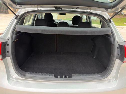 Silky Silver 2016 Kia Forte LX
