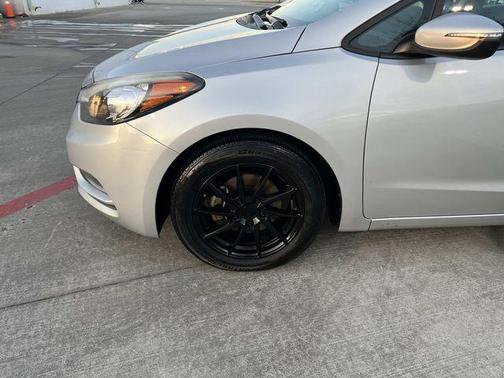 Silky Silver 2016 Kia Forte LX