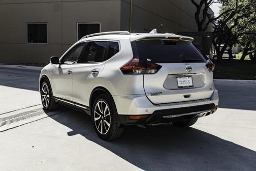2020 Nissan Rogue SL
