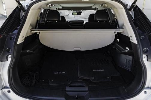 2020 Nissan Rogue SL